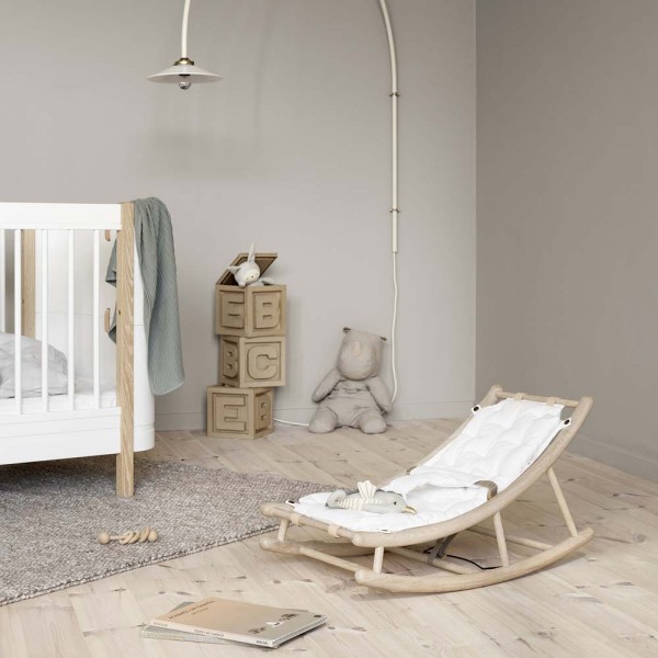 Rocking chair au design scandinave pour enfants - Transat bébé
