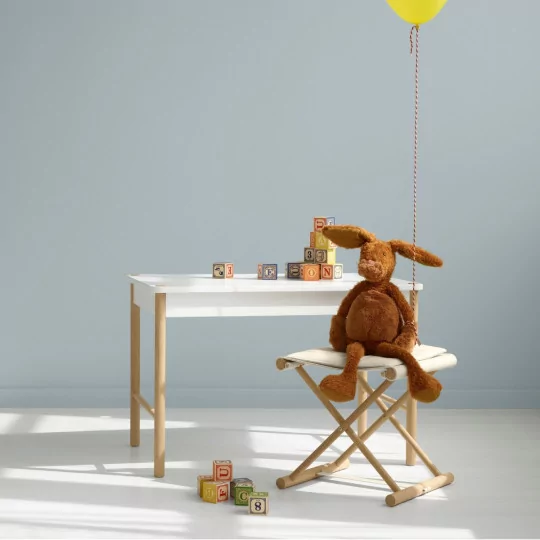 Table de jeux en bois design pour enfant
